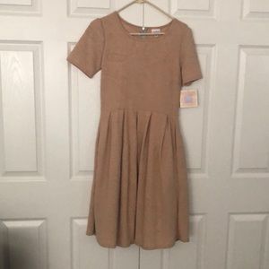 Lularoe Amelia beige Medium dress